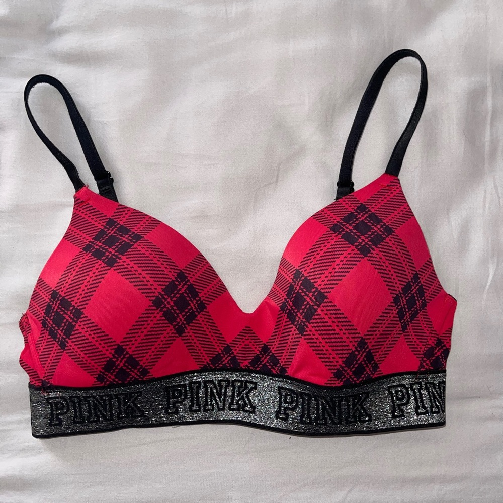 Pink everywhere wireless lightly lined bra